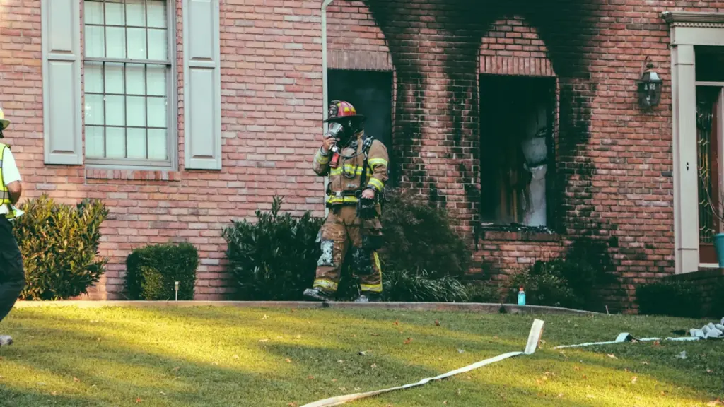 Balloch witnesses urged to check cameras after fire