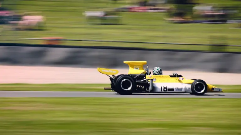 British drivers face 6 December deadline for 2026 F1 title