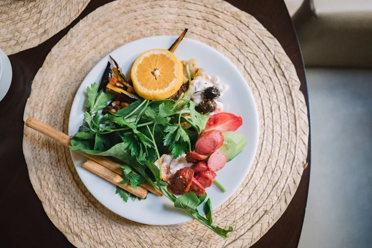Can a 12-Hour Eating Window Improve Energy and Sleep?