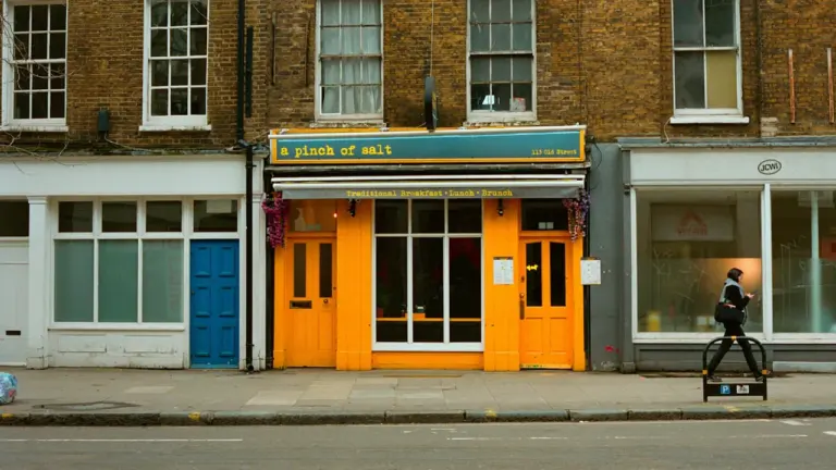 England bank holiday pharmacies: getting urgent medicine