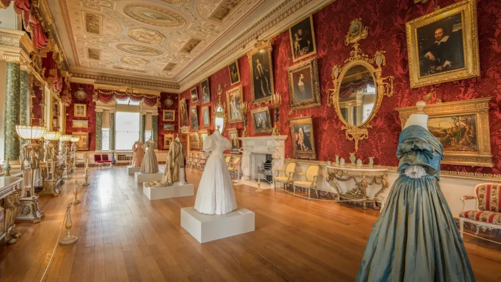 Free Ludlow exhibition revives a pageant of 2,000 costumes