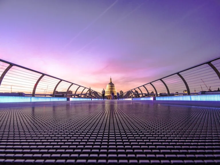 London Evening Guide for Saturday, August 15