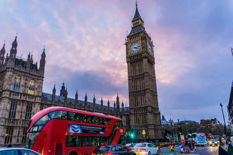 London Evening Guide for Saturday, August 15