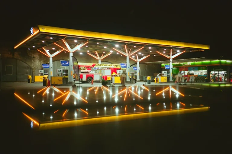 UK fuel costs: how pence per litre change a 50-litre bill