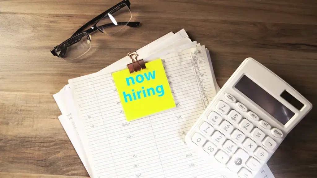 “Look Before You Leap”: Compare a Job Offer Before You Accept