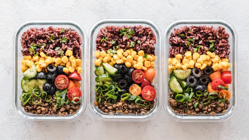 The 30-Minute Sunday Fridge Reset for Safer Weeknight Meals