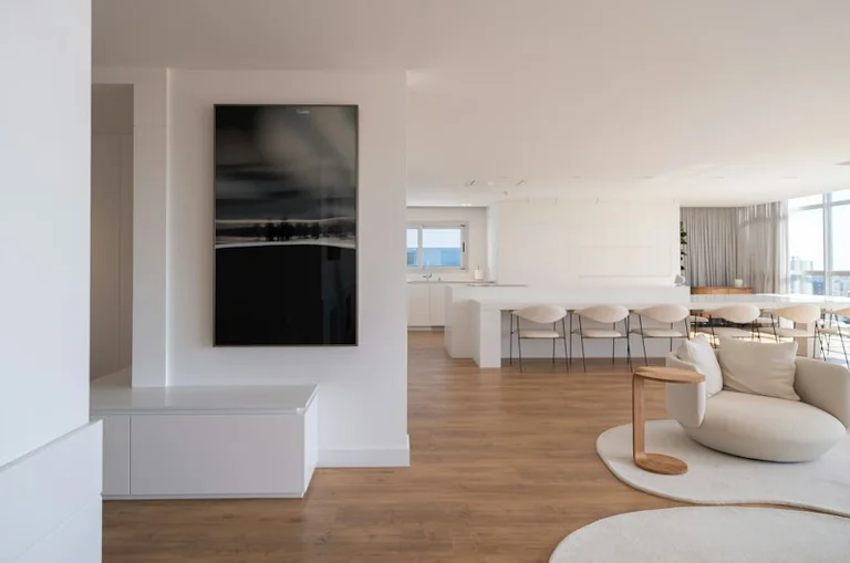 An Unfamiliar House Dream Can Help You Explore a Life Change