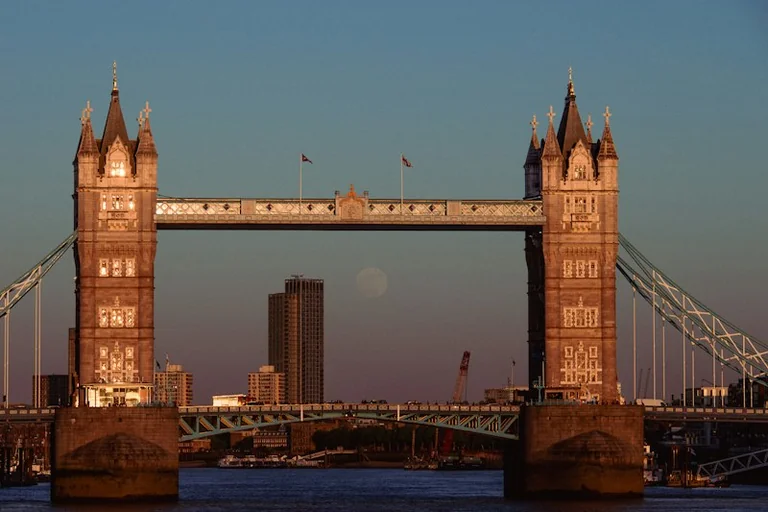How the Great Fire of London Changed the City