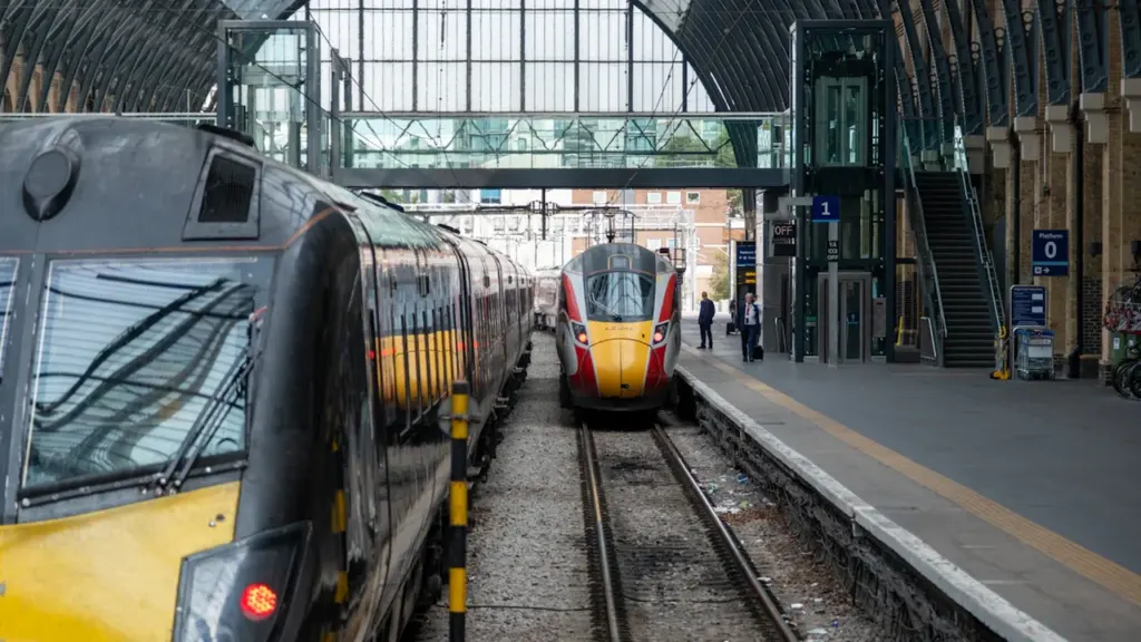 UK Rail Travel This Morning: Check for Service Changes