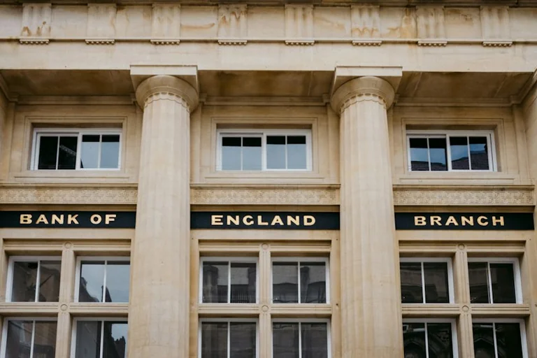 Will the Bank of England Cut Bank Rate on 17 December?